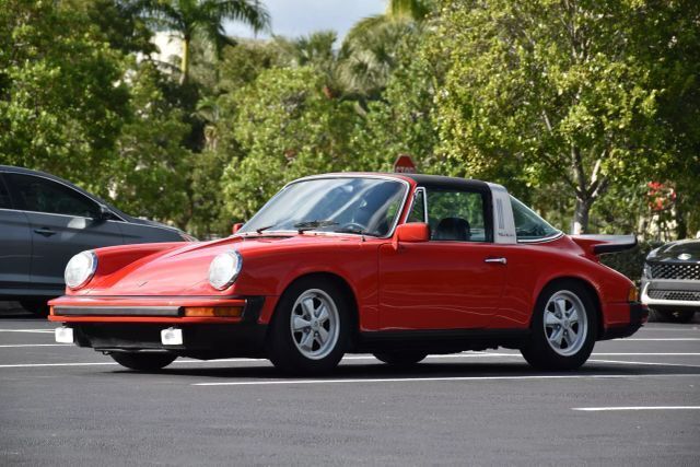 Porsche-911-Coupe-1974-Red-Black-52793-2