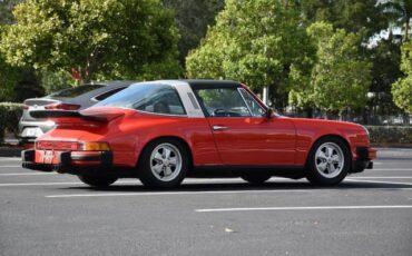 Porsche-911-Coupe-1974-Red-Black-52793-4