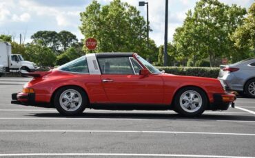 Porsche-911-Coupe-1974-Red-Black-52793-5