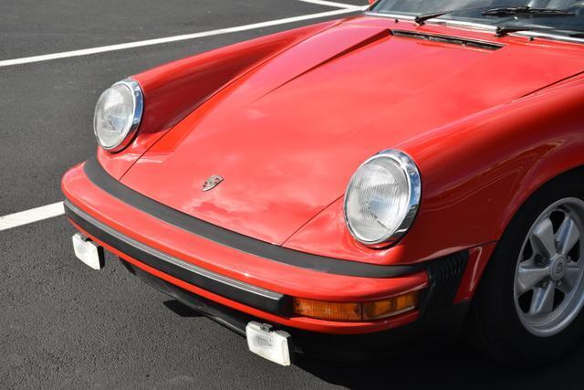 Porsche-911-Coupe-1974-Red-Black-52793-8