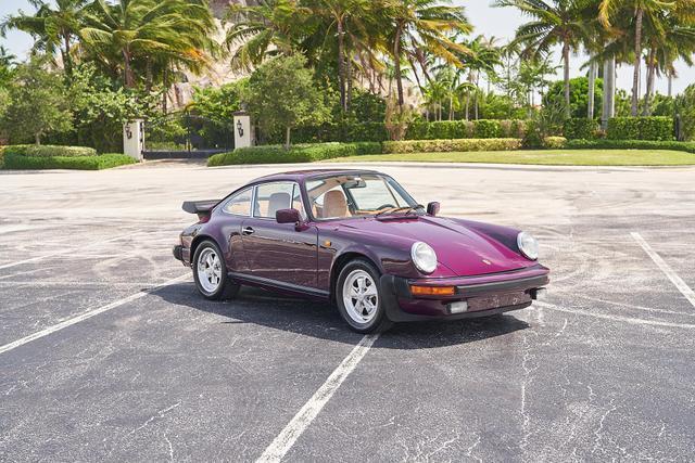 Porsche-911-Coupe-1977-Burgundy-Beige-140834-3