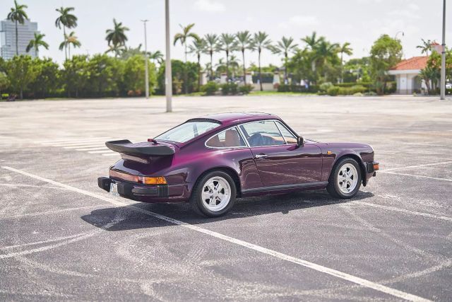 Porsche-911-Coupe-1977-Burgundy-Beige-140834-6