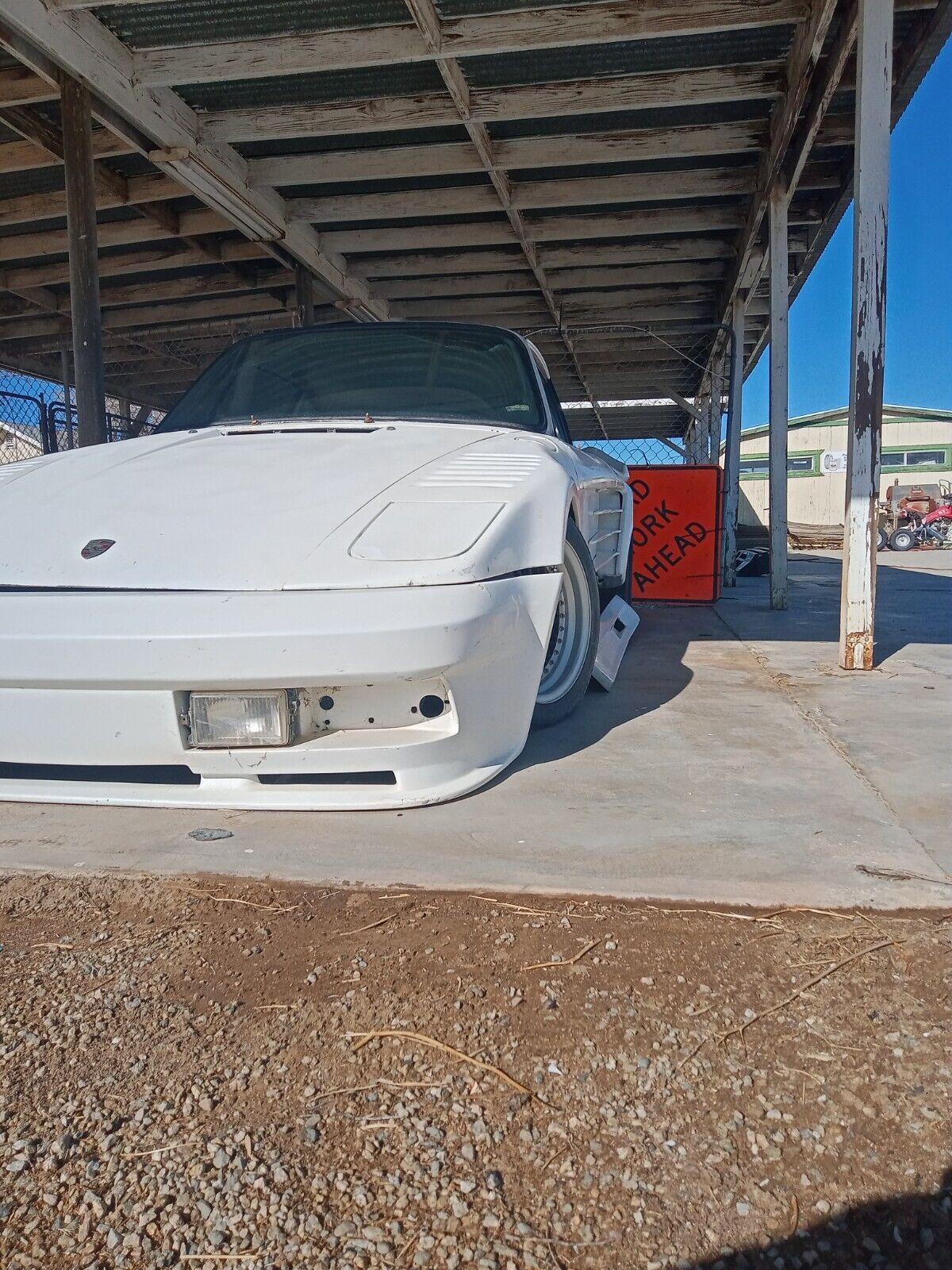 Porsche-911-Coupe-1981-White-64374-1