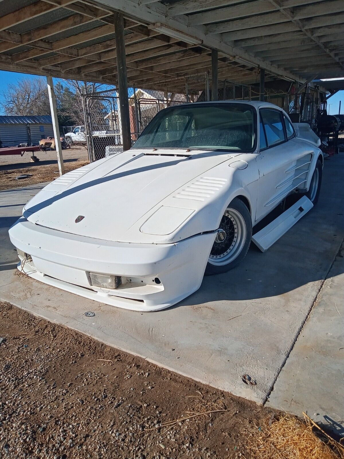 Porsche-911-Coupe-1981-White-64374-13