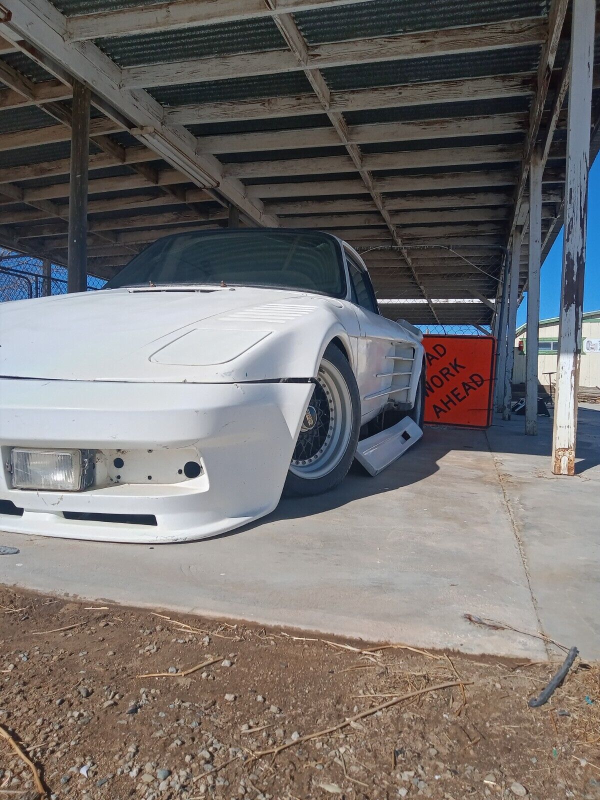 Porsche-911-Coupe-1981-White-64374-3