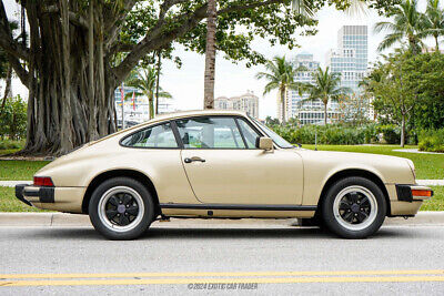 Porsche-911-Coupe-1982-Gold-Brown-106407-8