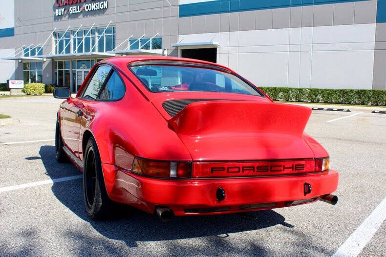 Porsche-911-Coupe-1982-Red-Black-244551-11