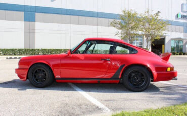 Porsche-911-Coupe-1982-Red-Black-244551-8