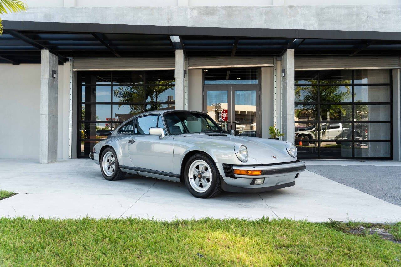 Porsche 911 Coupe 1984 à vendre