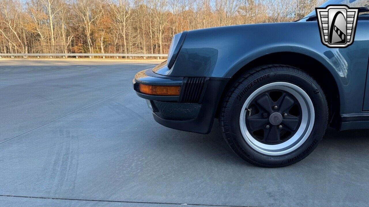 Porsche-911-Coupe-1987-Blue-Tan-149996-8