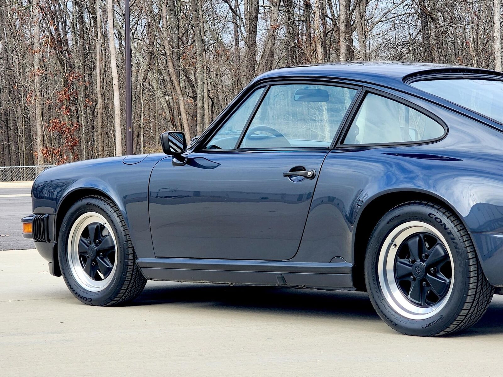 Porsche-911-Coupe-1988-Blue-Beige-56768-13