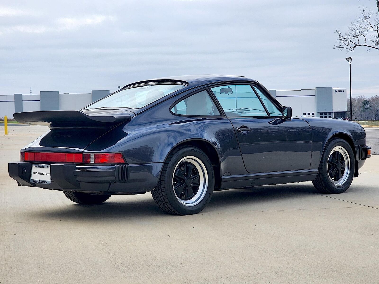 Porsche-911-Coupe-1988-Blue-Beige-56768-17