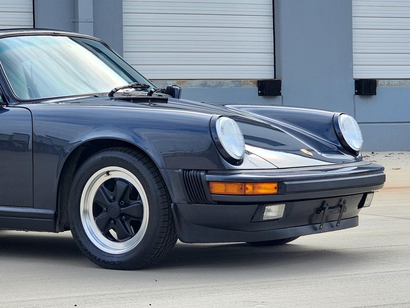 Porsche-911-Coupe-1988-Blue-Beige-56768-23