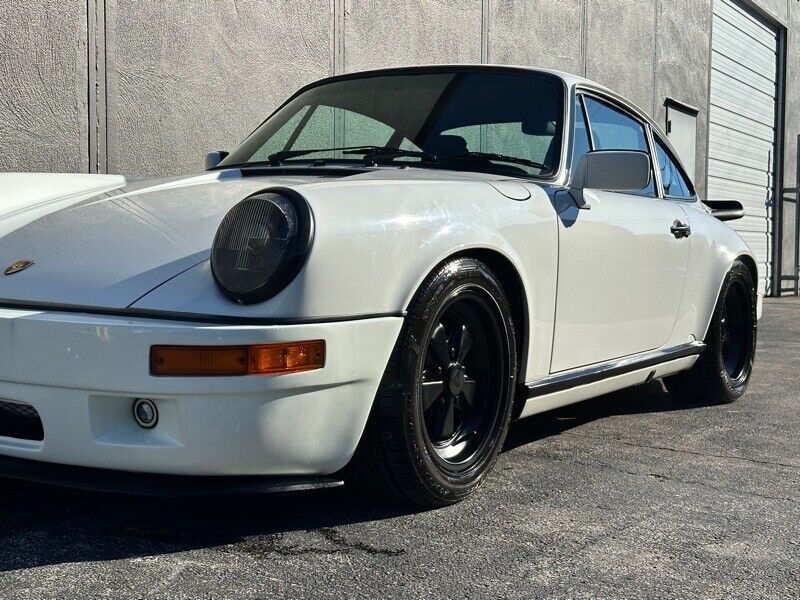 Porsche-911-Coupe-1988-White-Blue-191510-14