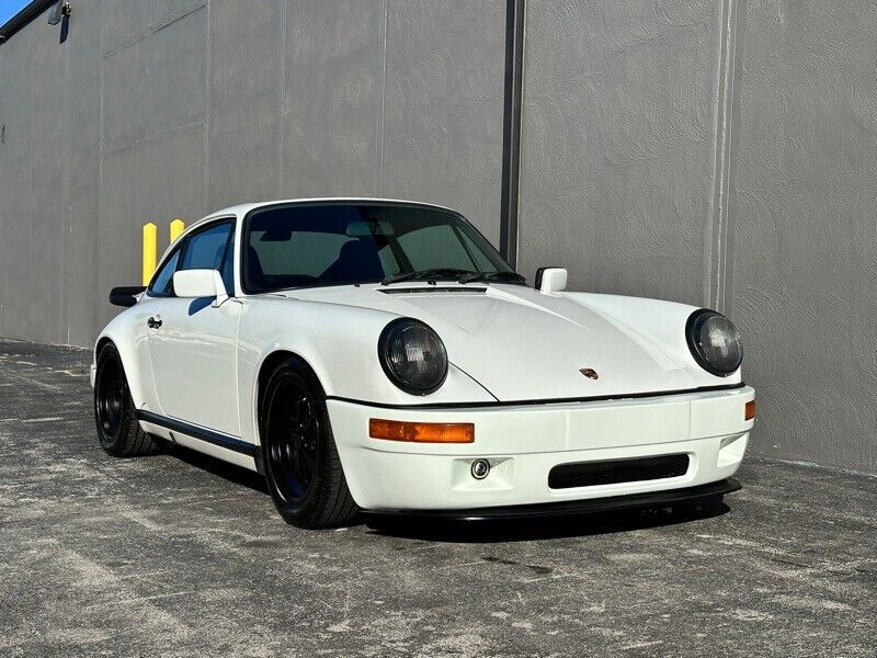 Porsche-911-Coupe-1988-White-Blue-191510-24