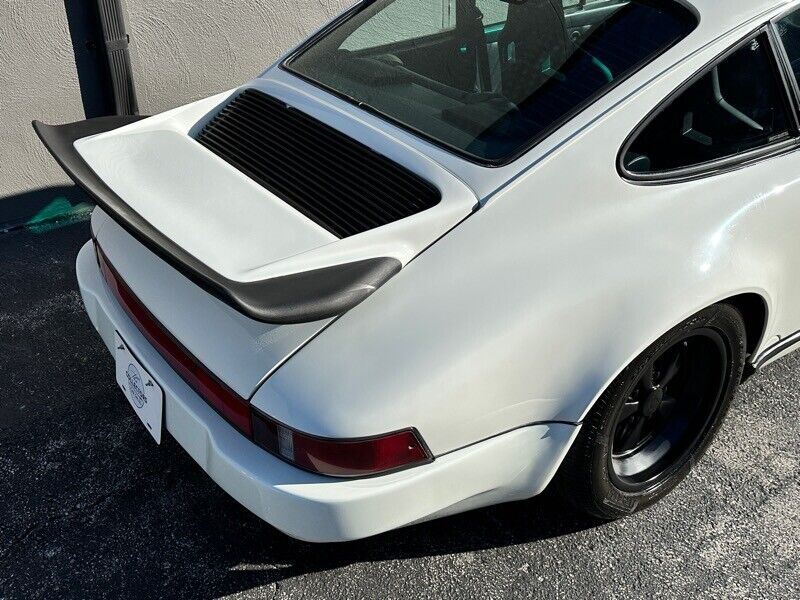 Porsche-911-Coupe-1988-White-Blue-191510-25