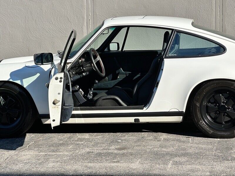 Porsche-911-Coupe-1988-White-Blue-191510-39