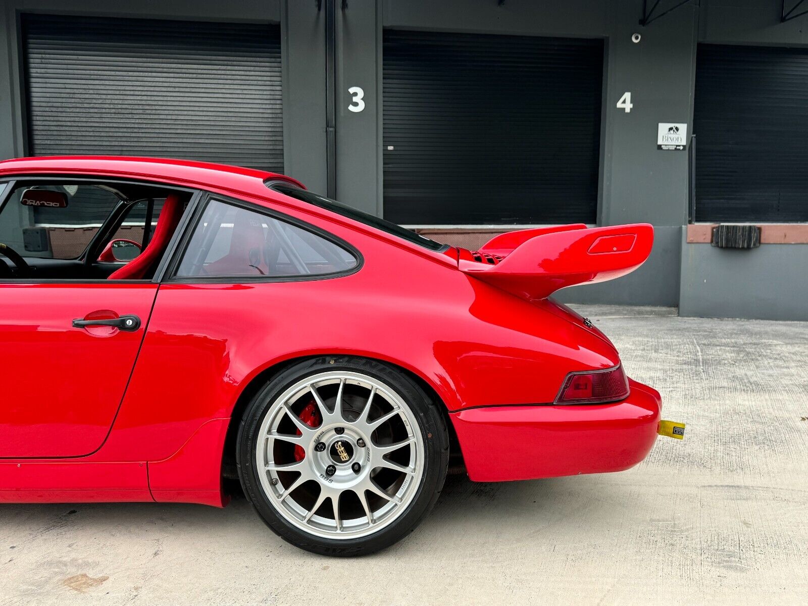 Porsche-911-Coupe-1990-Red-Black-130357-17