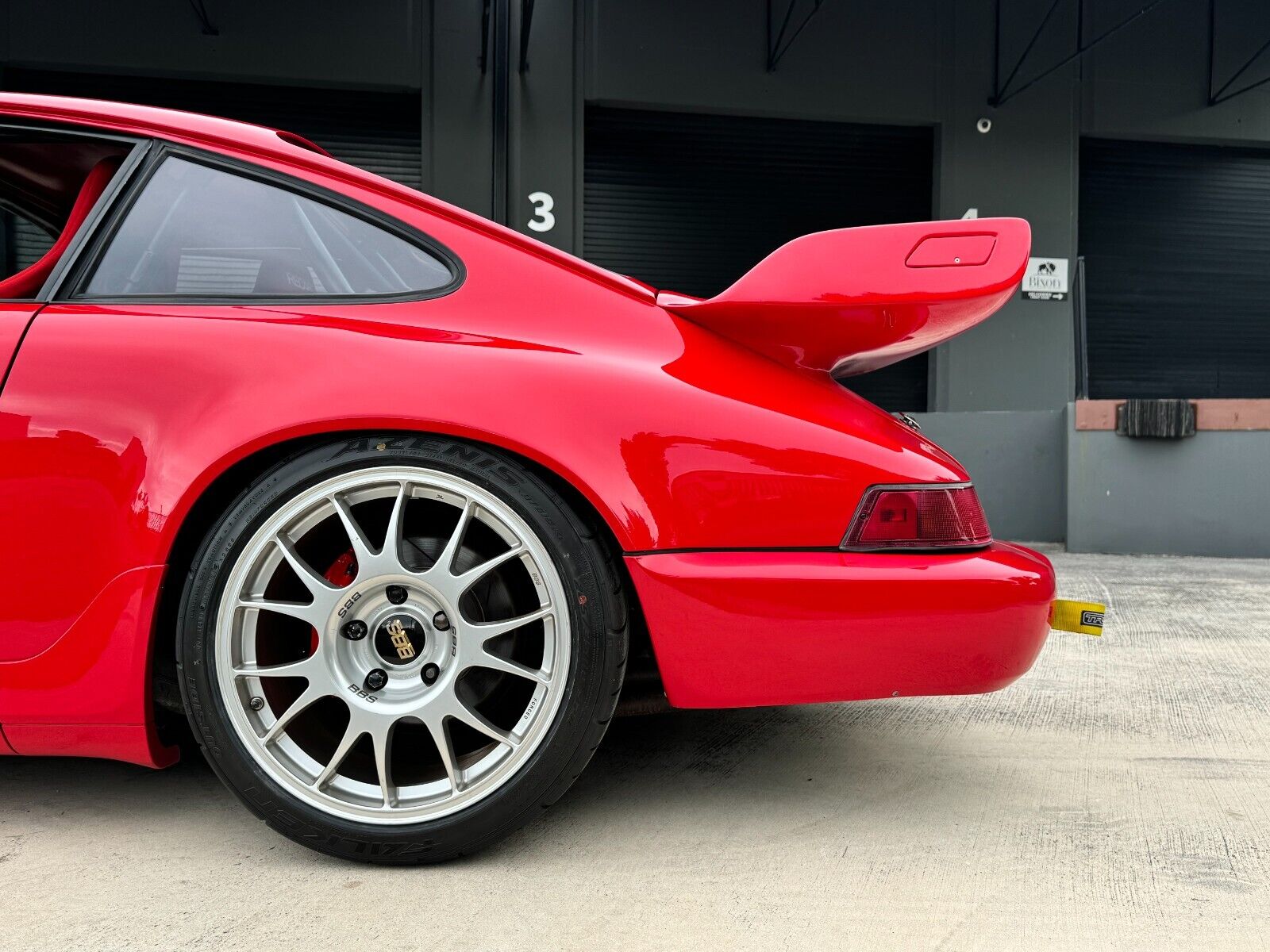 Porsche-911-Coupe-1990-Red-Black-130357-28