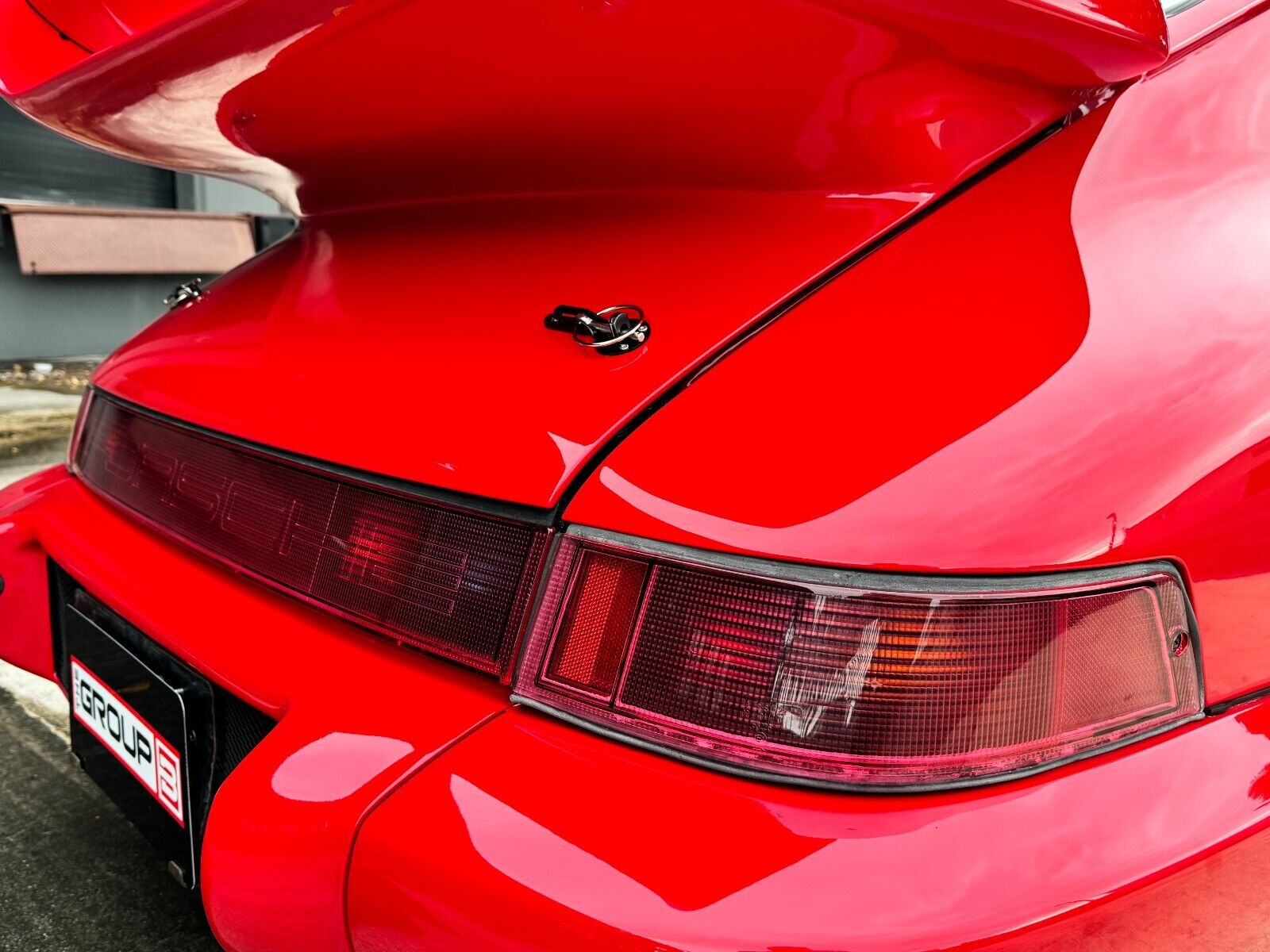 Porsche-911-Coupe-1990-Red-Black-130357-30