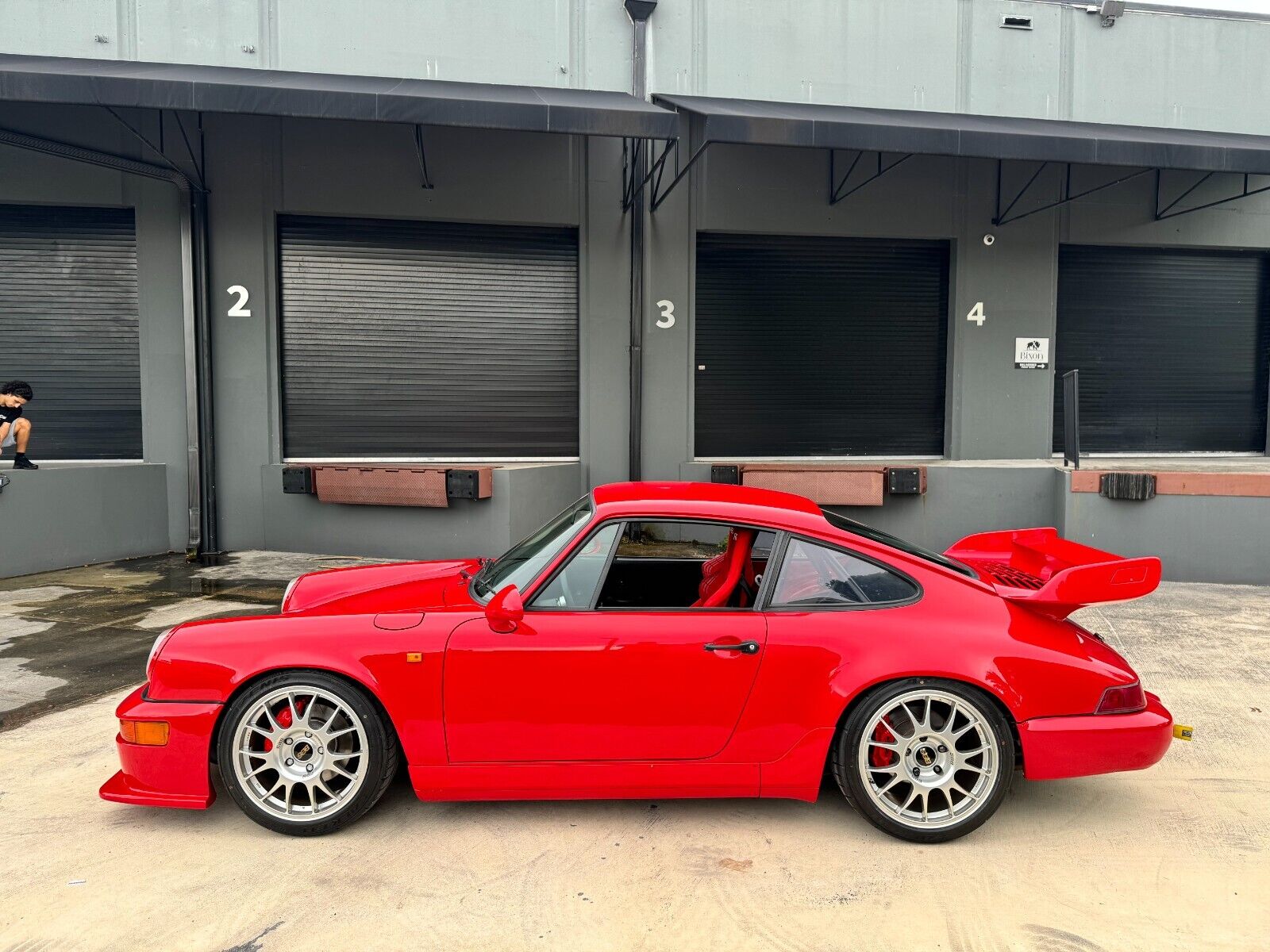 Porsche-911-Coupe-1990-Red-Black-130357-7