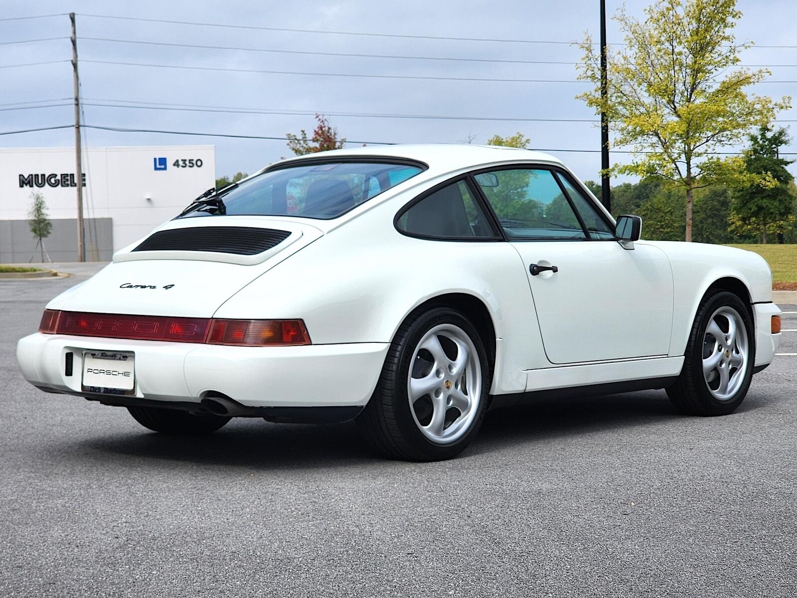 Porsche-911-Coupe-1991-White-Gray-190599-16