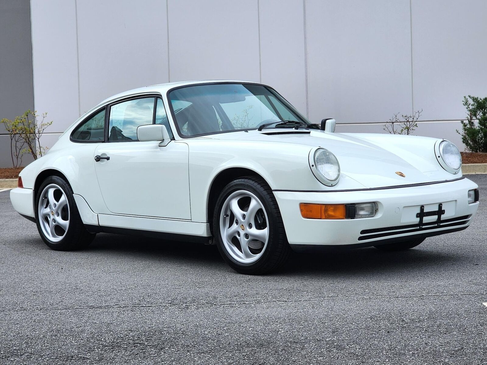 Porsche-911-Coupe-1991-White-Gray-190599-23