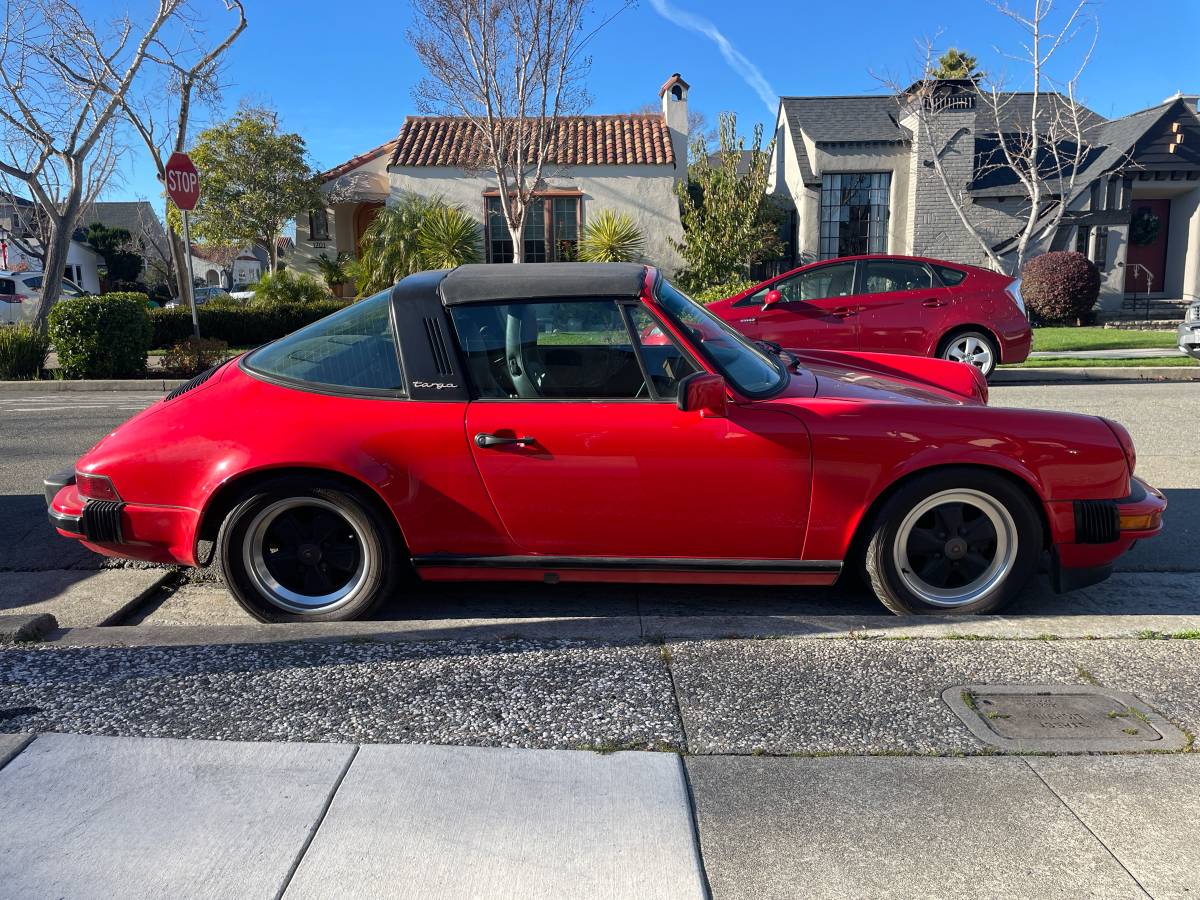 Porsche-911-carrera-targa-1986-275197-2