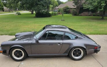 Porsche-911sc-1980-grey-141622-2