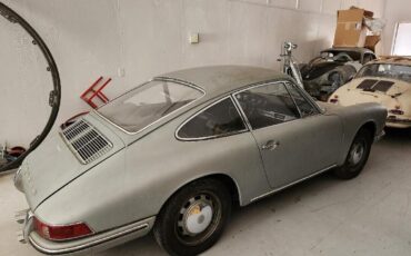 Porsche-912-Coupe-1967-Silver-Black-102998-2