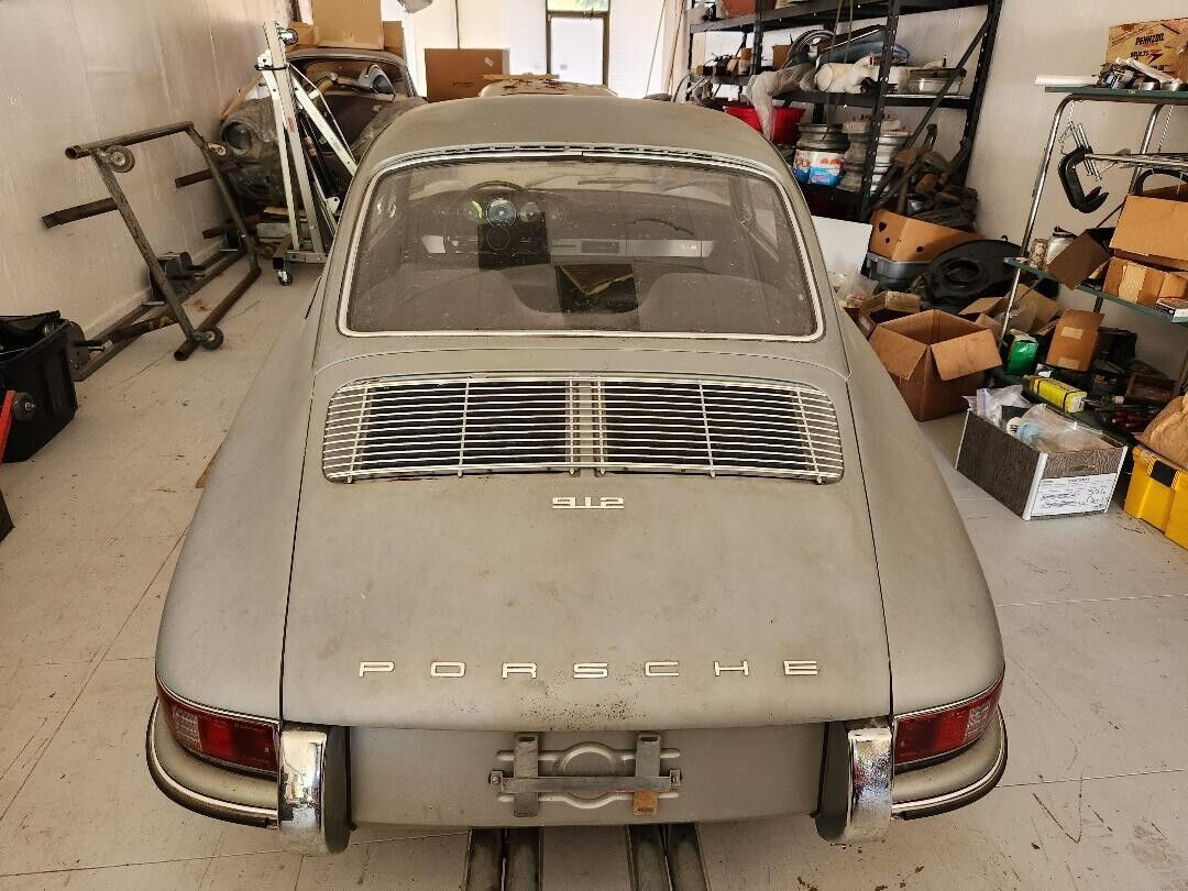 Porsche-912-Coupe-1967-Silver-Black-102998-22