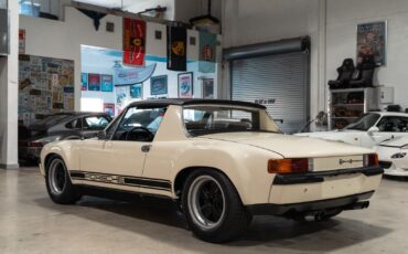 Porsche-914-1971-Light-Ivory-Black-62764-3