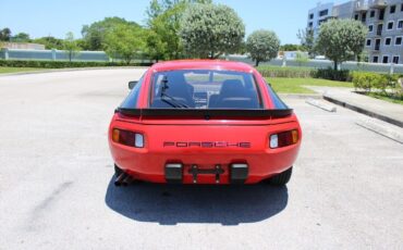 Porsche-928-1982-Red-Black-66348-6