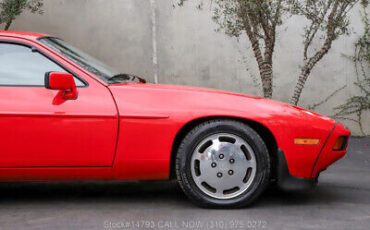 Porsche-928-1983-Red-Other-Color-0-9