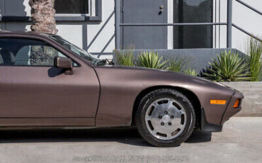 Porsche-928-1984-Gray-Other-Color-0-11