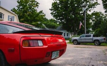 Porsche-928-1985-Red-108470-10