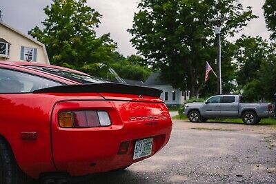 Porsche-928-1985-Red-108470-10