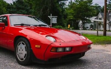 Porsche-928-1985-Red-108470-12