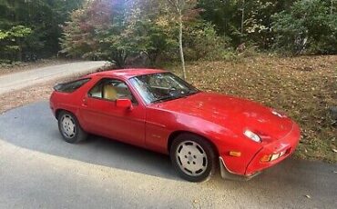 Porsche-928-1985-Red-108470-20