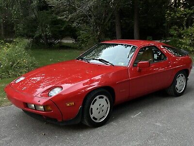 Porsche-928-1985-Red-108470-25