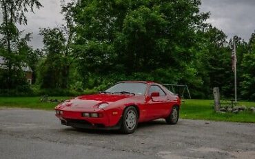 Porsche-928-1985-Red-108470-7