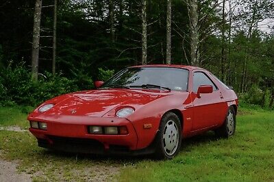 Porsche 928  1985