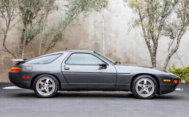 Porsche-928-1993-Gray-Other-Color-0-3