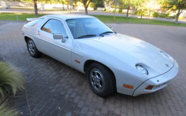 Porsche 928 Coupe 1980