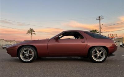 Porsche 928 Coupe 1982 à vendre