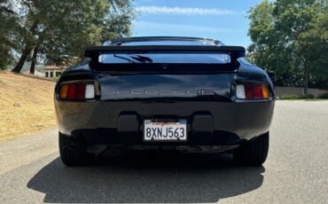 Porsche-928-Coupe-1985-Black-Tan-154175-6