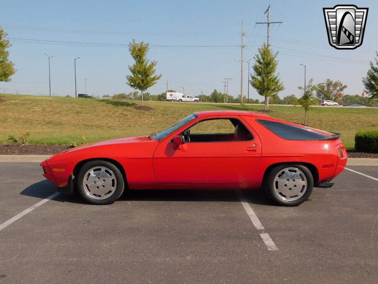 Porsche-928-Coupe-1986-Red-Black-127156-2