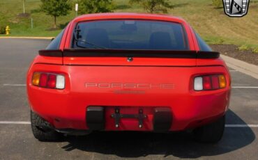 Porsche-928-Coupe-1986-Red-Black-127156-4