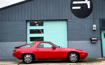 Porsche-928-Coupe-1986-Red-Black-146771-9