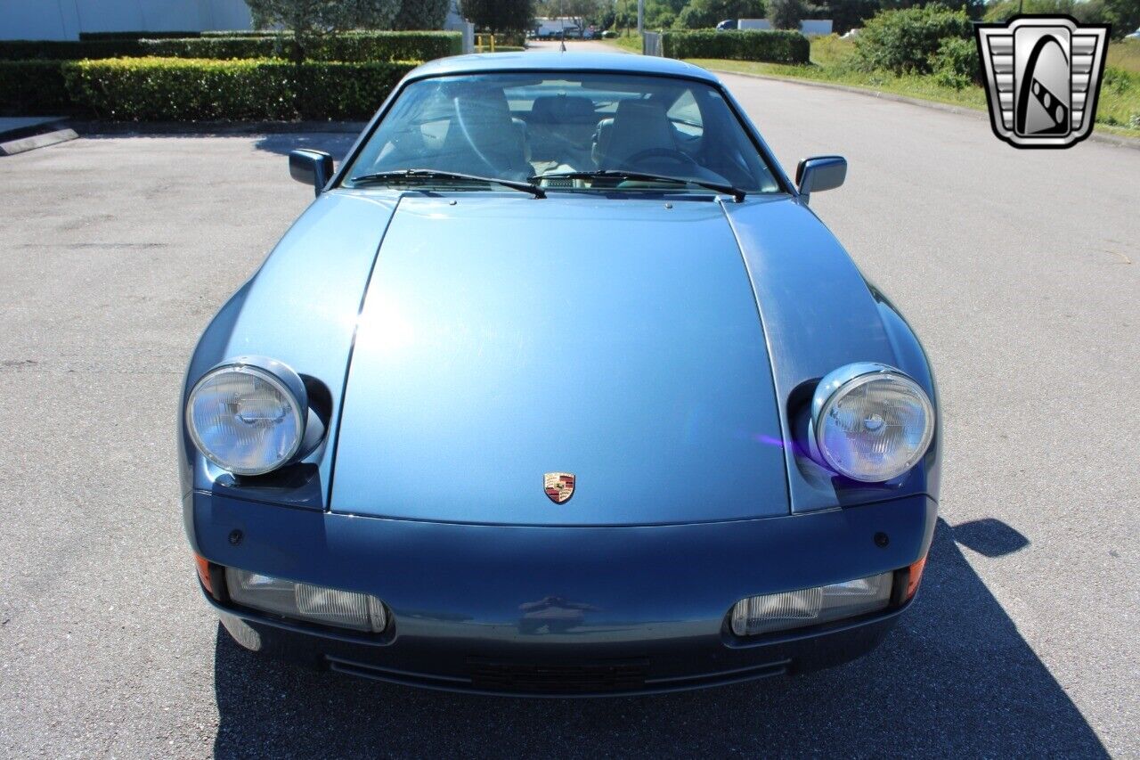 Porsche-928-Coupe-1989-Blue-White-169733-2